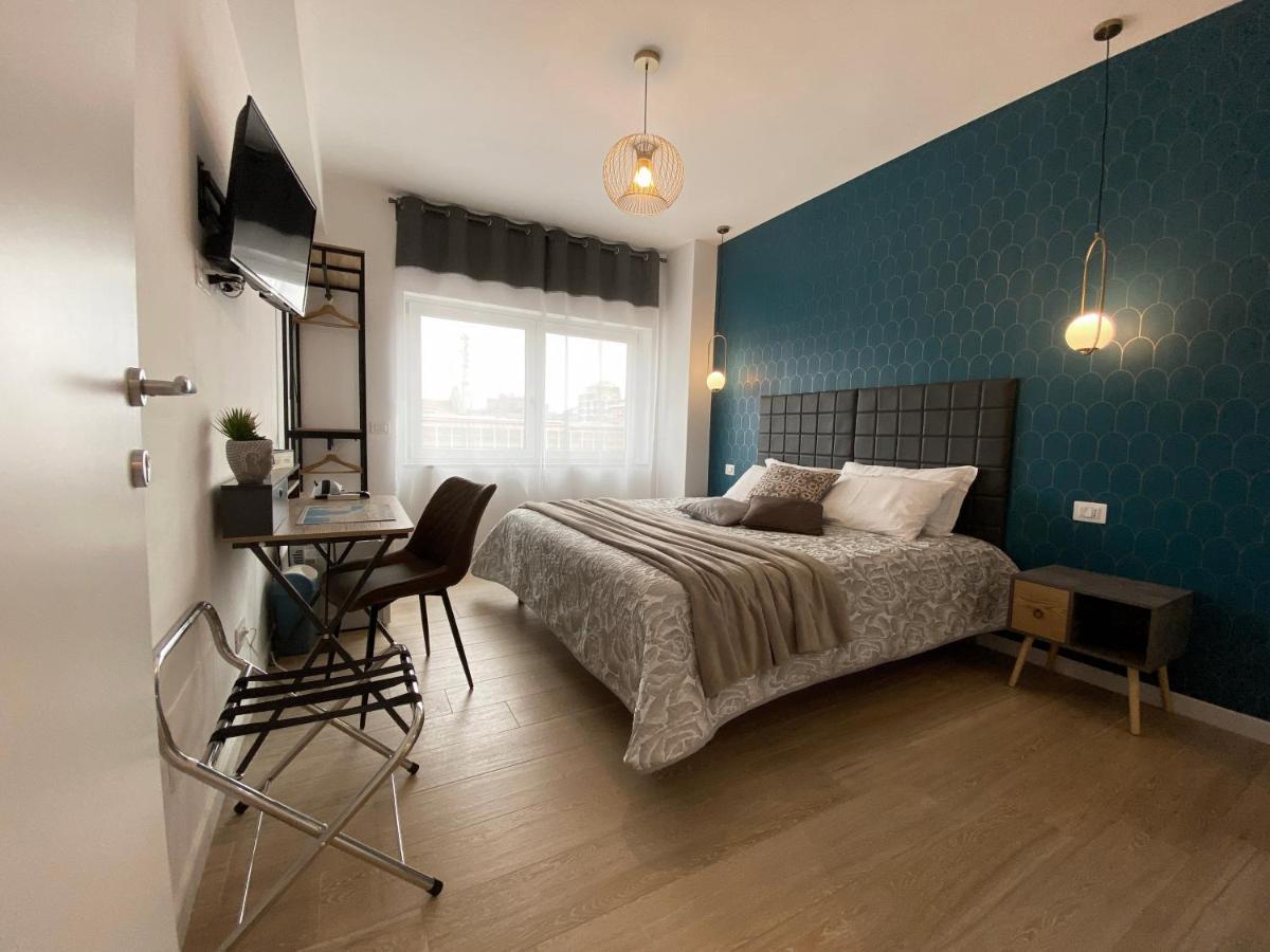 Bari Rooms Carulli Suite Buitenkant foto