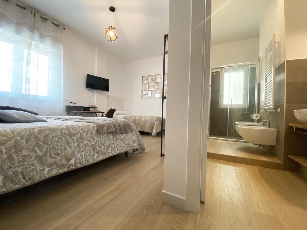 Bari Rooms Carulli Suite Buitenkant foto