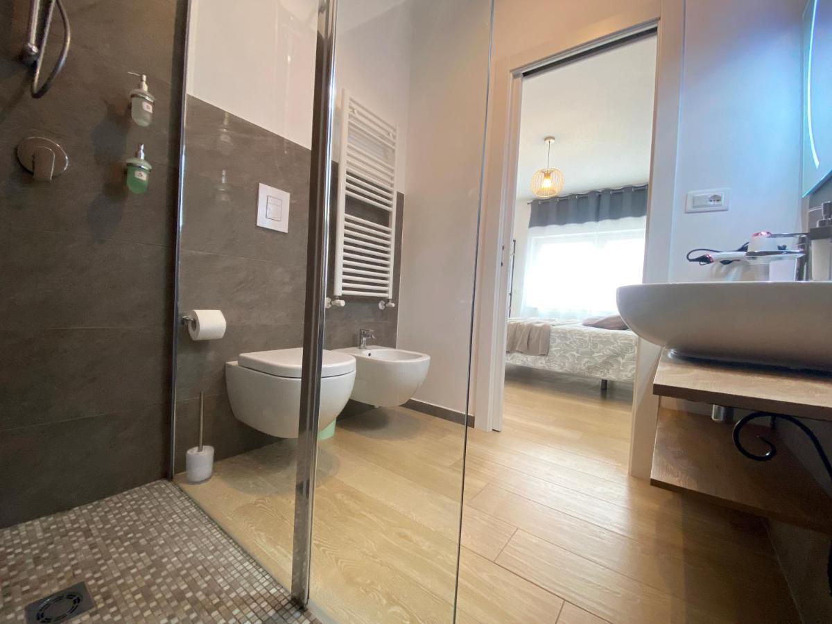 Bari Rooms Carulli Suite Buitenkant foto