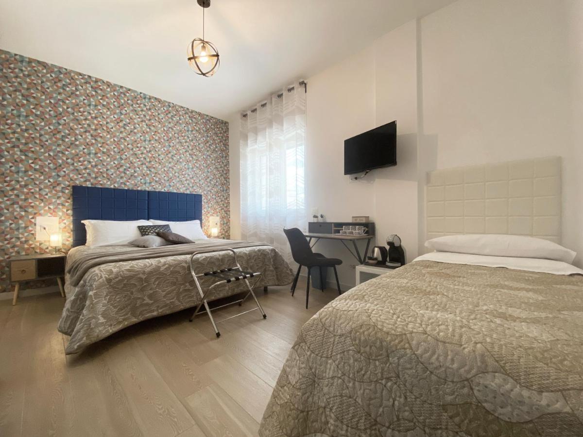Bari Rooms Carulli Suite Buitenkant foto